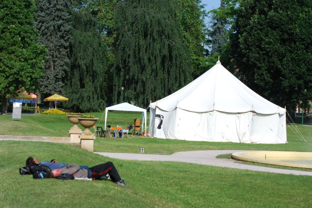 ŽIŽKOVY SADY PO RÁNU