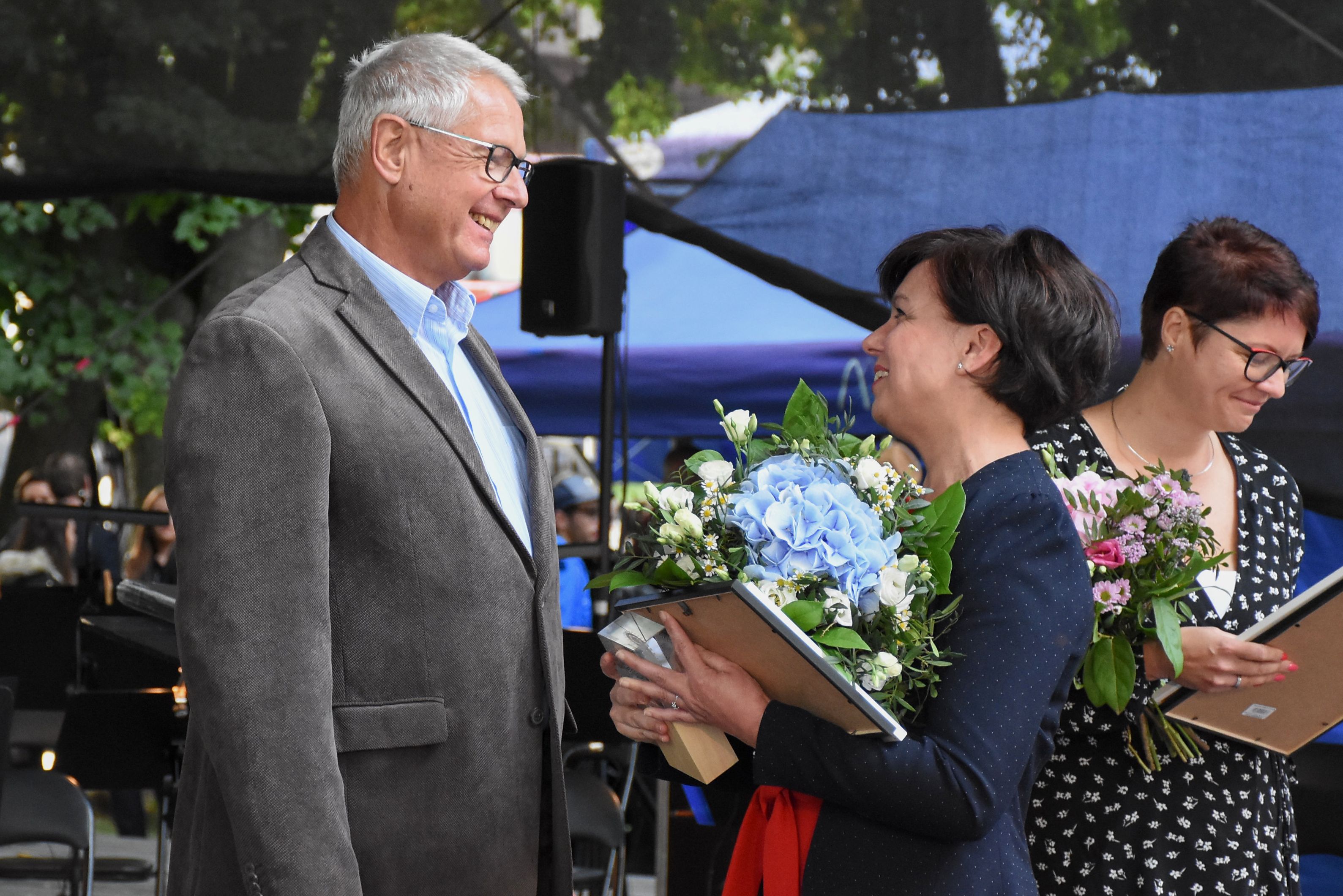 Letošními mistry tradiční rukodělné výroby jsou krajkářka a soustružník