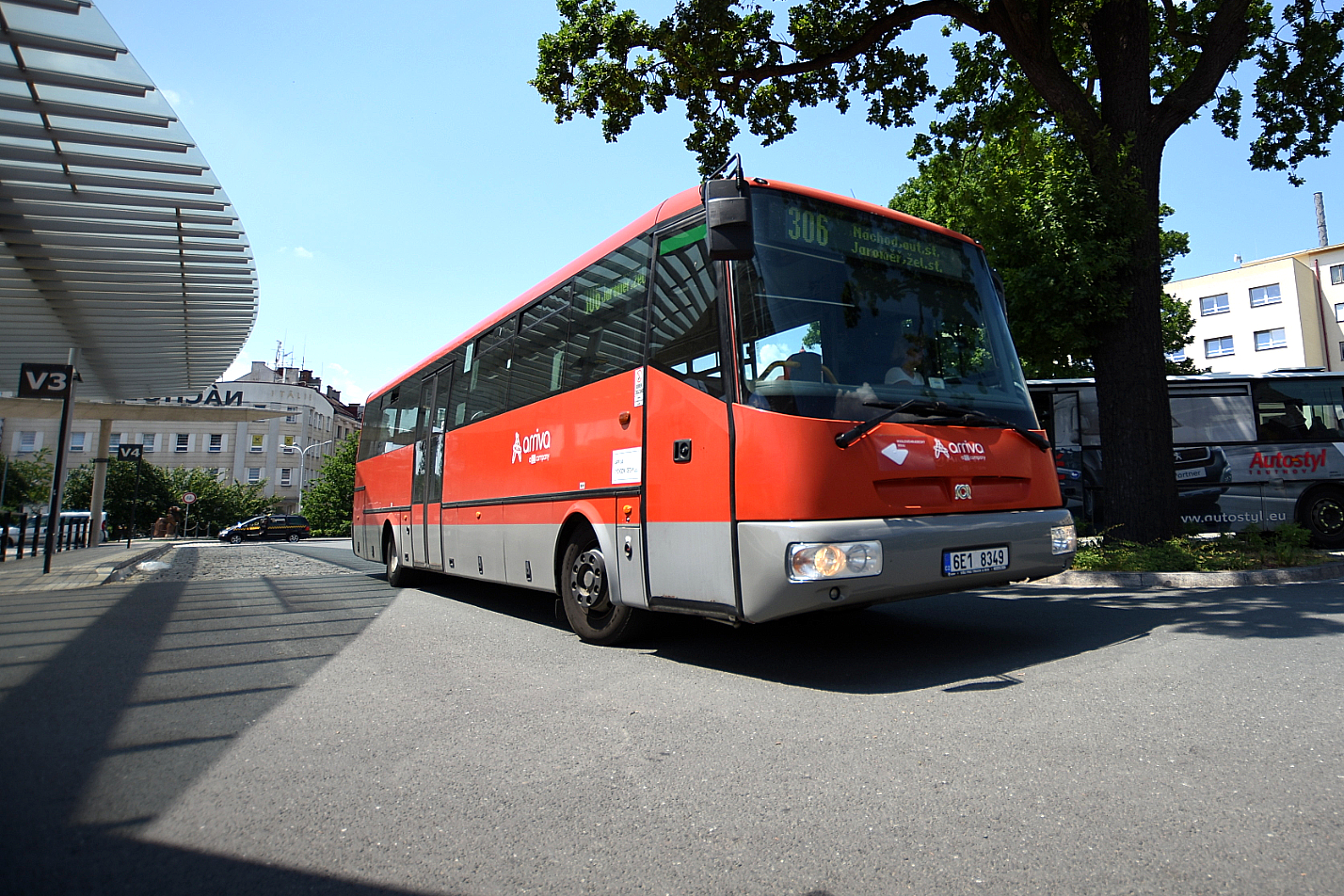 Královéhradecký kraj podal rozklad proti rozhodnutí o zrušení autobusového tendru