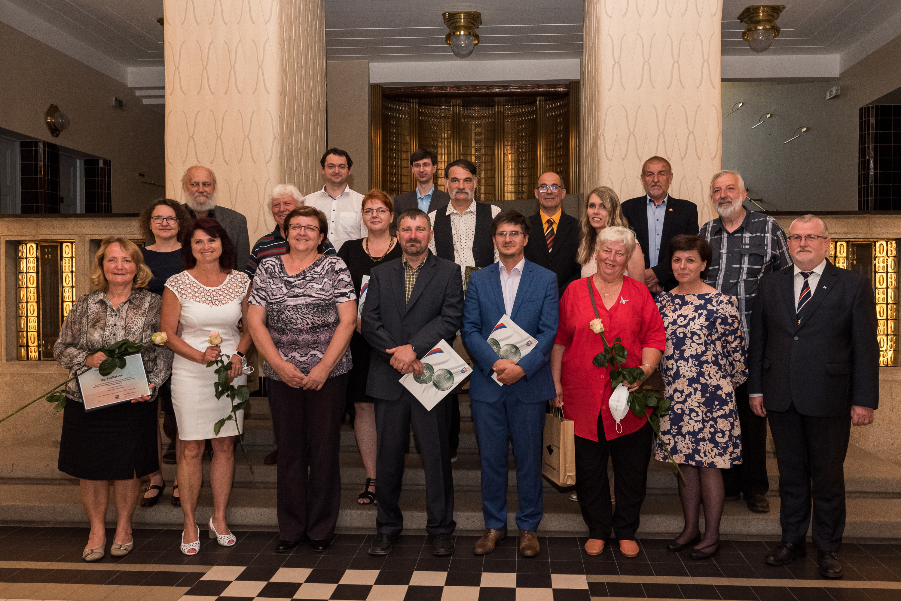 Hereditas Obligat 2021