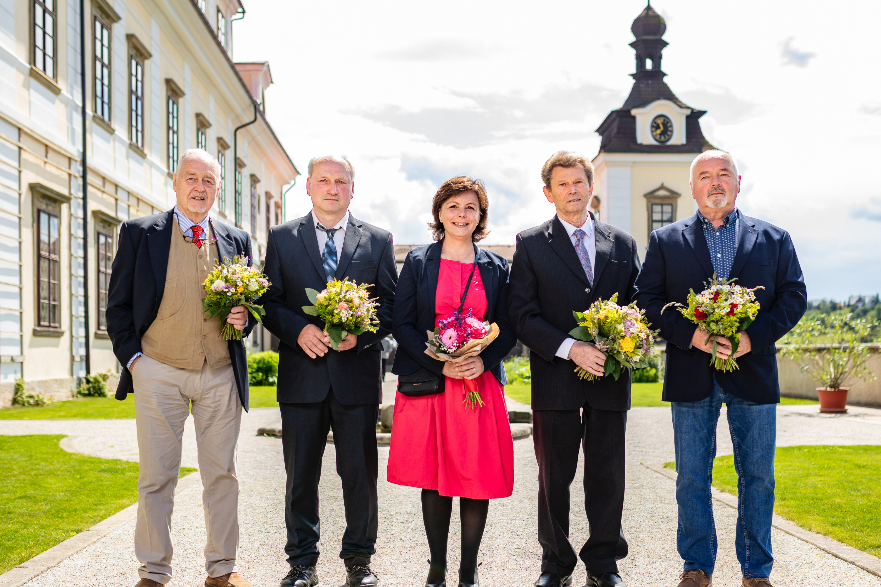 Hereditas Obligat 2024