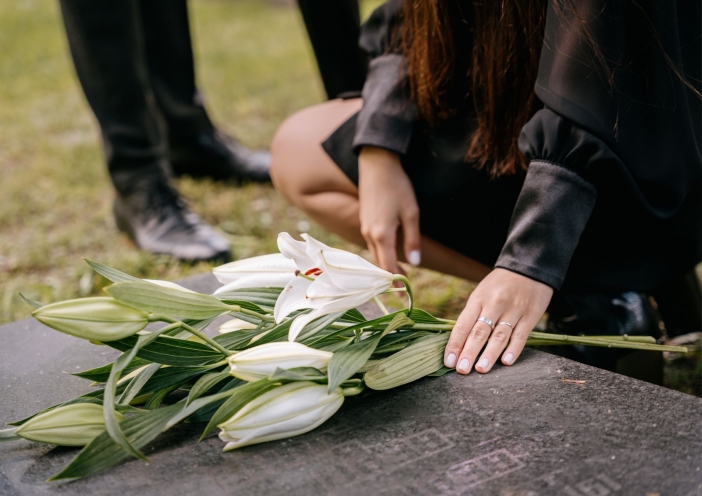 hrob ilustrační foto