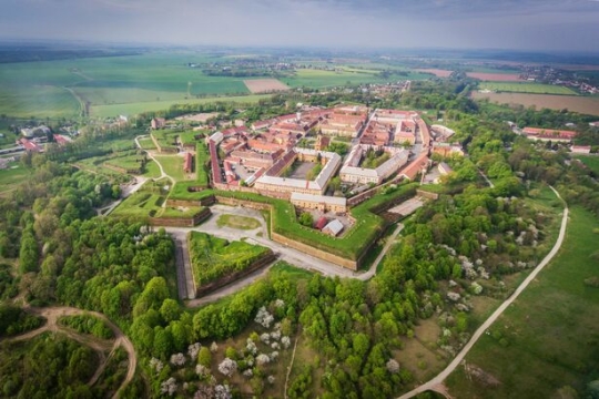 Kraj podporuje zařazení pevnosti Josefov a barokní krajiny Broumovska na Indikativní seznam světového dědictví