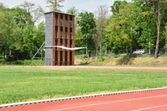 Hradecký stadion pro výcvik a požární sport začal opět sloužit sportovcům