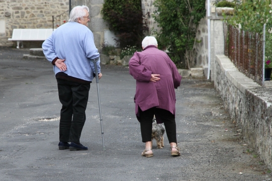 Královéhradecký kraj ubytuje všechny klienty Domova seniorů Metuj