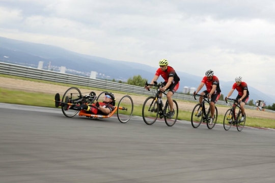 2 222 kilometrů za 111 hodin. Start nejdelšího cyklistického podniku v Česku se blíží