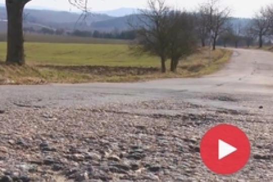 VIDEO: Kraj opraví jednu z nejhorších "dvojek" na Rychnovsku