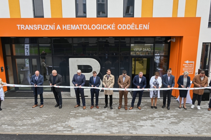 otevření nové budovy OKB v nemocnici Trutnov