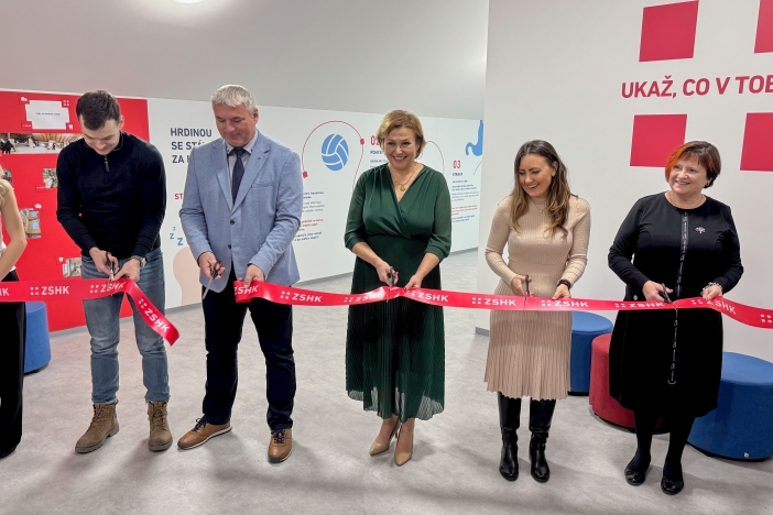 nové učebny na zdravotní škole v HK