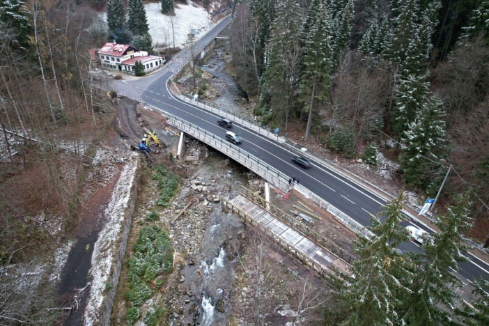 Cesta do Pece pod Sněžkou je bez omezení dopravy