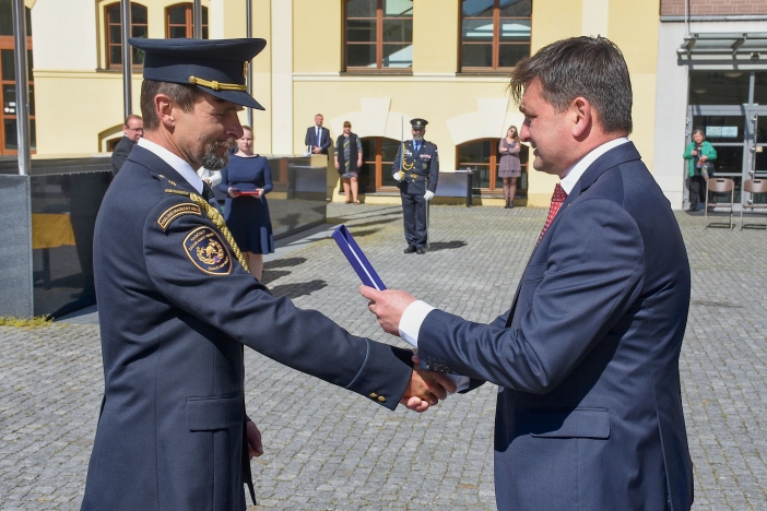 Královéhradecký kraj ocenil příslušníky složek IZS