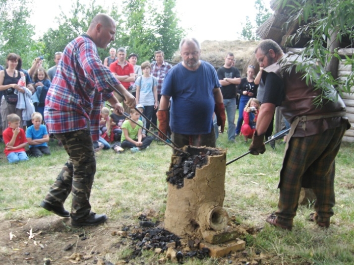 Ve Všestarech znovu zažijí dobu ledovou, archeopark tak začíná pátou sezónu 