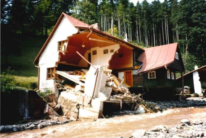 Dvacet let po povodni 1998: Výstava připomene velkou vodu, která se prohnala Rychnovskem