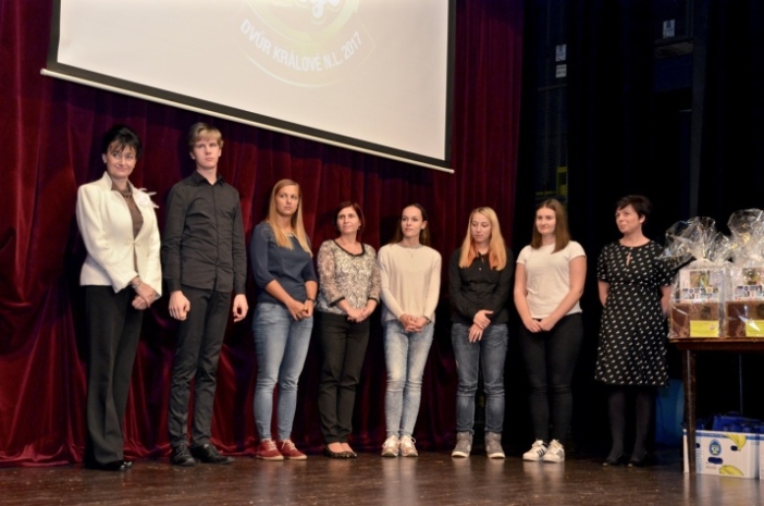 Zlatý oříšek má i v roce 2017 své krajské vítěze. Porota ocenila plavce, klavíristku a drezuristku