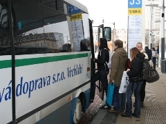 Změny v jízdních řádech se dotknou i krajské autobusové dopravy