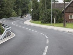 Silnice mezi Dolní Brannou a Kunčicemi byla předána motoristům, ale práce na rozšíření průmyslové zóny Vrchlabí – jih stále pokračují 