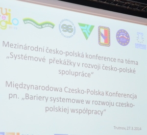 V trutnovském UFFU diskutovali o mezinárodní spolupráci