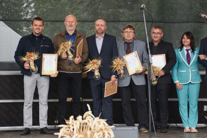 Zemědělci oslavili konec žní v Hradci Králové 