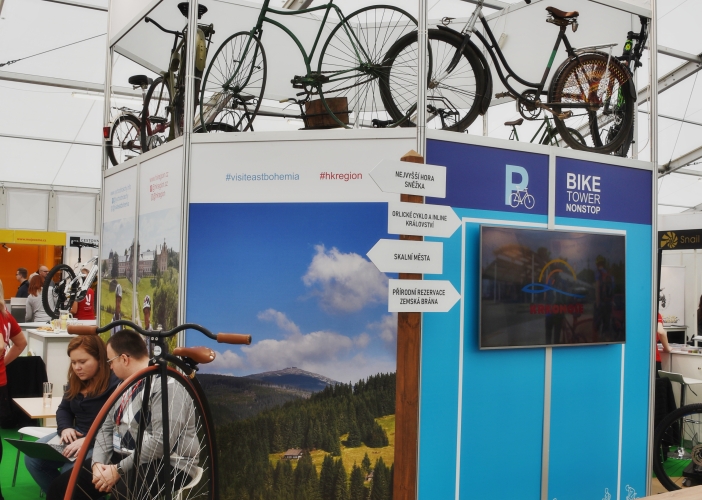 Holiday World zve nejen cyklisty na východ Čech