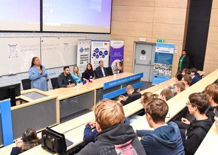 Známe vítěze krajského Hackathonu 2023