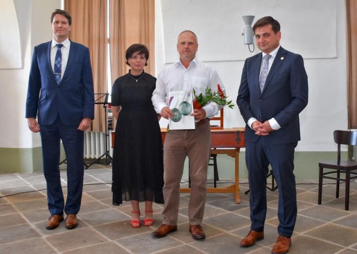 Předání plaket Péče o válečné hroby 2022