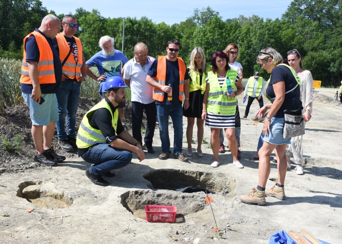 Archeologové ukázali nálezy z Opočna