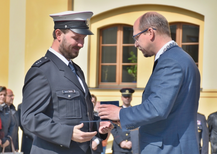 Hejtman Štěpán ocenil významné osobnosti regionu. Kraj dnes oslavuje na Pivovarském náměstí