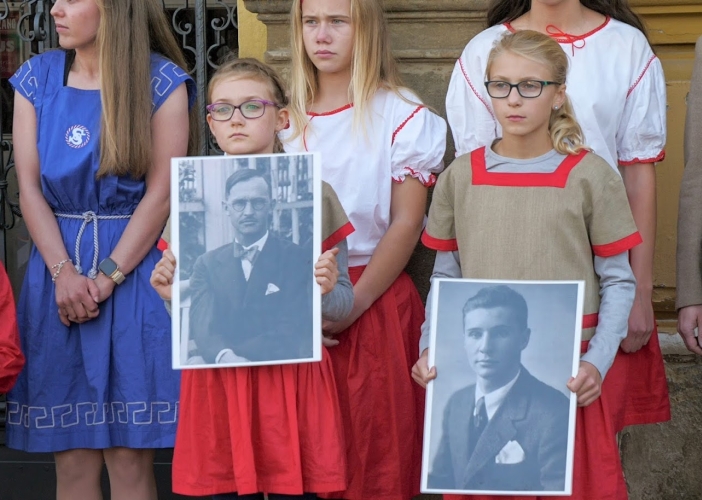 Sokolská vlajka nad krajským úřadem připomněla padlé sokoly 